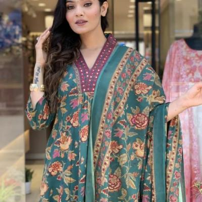 Yashika Women Cotton Blend Floral Printed Kurta Plazzo Set with Dupatta Suitable For Every Indian Occasion