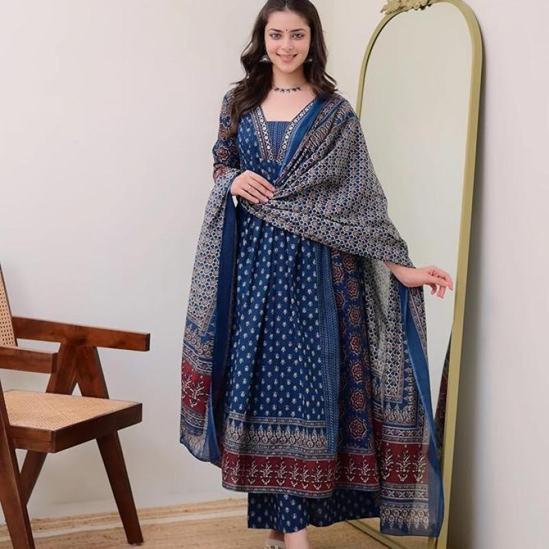 KLOSIA Women Printed Anarkali Kurta and Pant Set with Dupatta